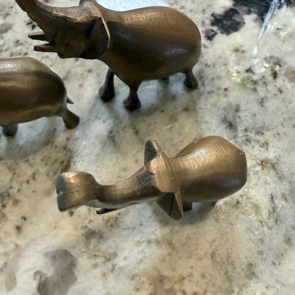 3 VTG MCM Brass Elephants Figurines Good Luck Hollywood Regency Paper Weights - Picture 5 of 9